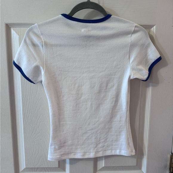 Isla - Kyle Ringer Tee - Picture 6 of 8